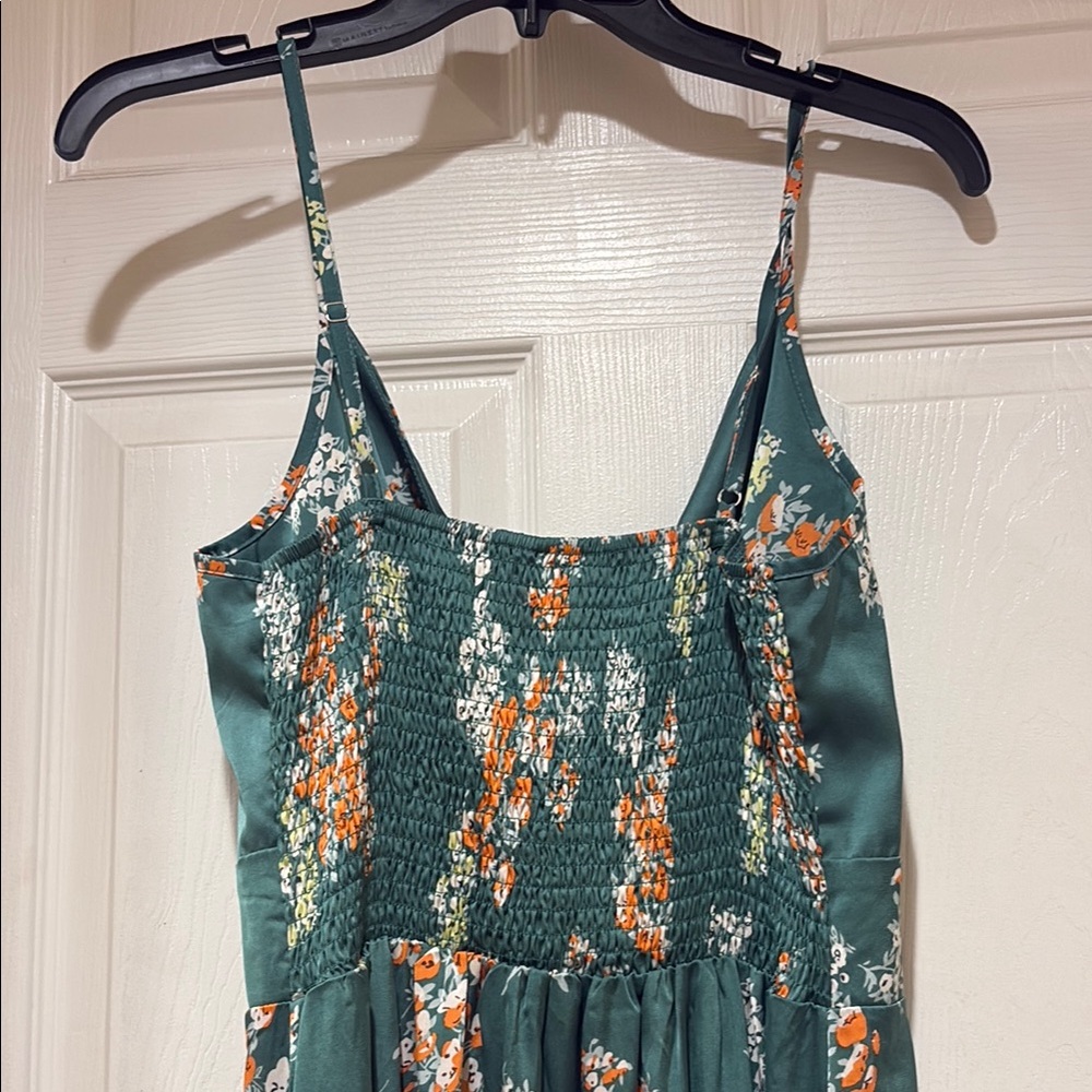 Floral Green Dress - Picture 6 of 7